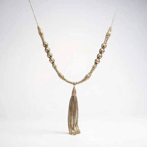 Elegant Silver Beaded Tassel Necklace NWT - Picture 1 of 5